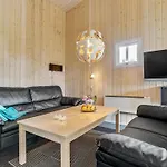 Nyaraló Tord - 350m From The Sea By Interhome